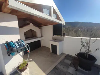 Pogled na planine ili pogled na planine iz vila