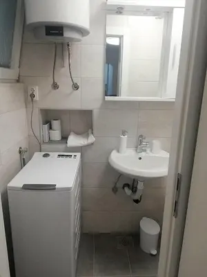 Kupaonica u objektu Studio apartman Mare