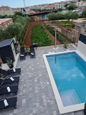 Bazen u objektu Family friendly house with a swimming pool Vodice - 23021 ili u blizini