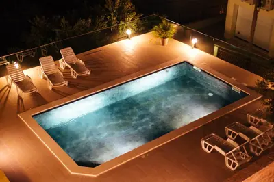 Bazen u objektu Apartments Martina 2 ili u blizini