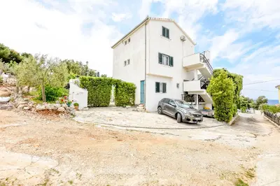 Zgrada u kojoj se nalazi apartman