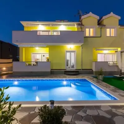 Villa Ava