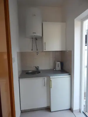 Kuhinja ili čajna kuhinja u objektu Apartmani Lana