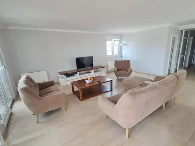 TV i/ili zabavni centar u objektu Pinna Nobilis MoMa level 1