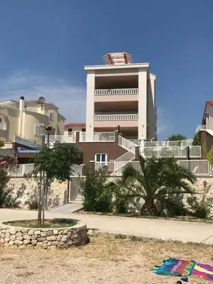 Zgrada u kojoj se nalazi apartman