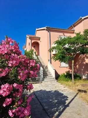 Vrt u objektu Apartment KD3 Vodice
