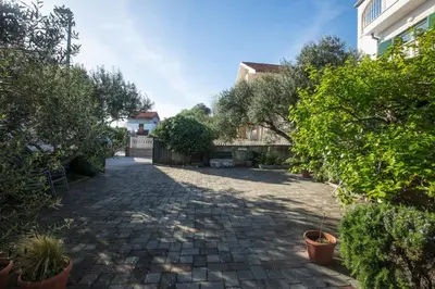 Vrt u objektu Apartments with parking space Pirovac, Sibenik - 22567
