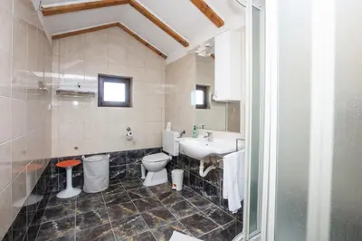 Kupaonica u objektu Apartments with parking space Pirovac, Sibenik - 22567
