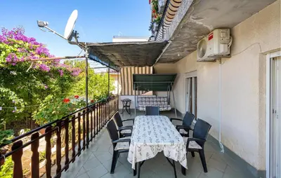 Balkon ili terasa u objektu Stunning Apartment In Sibenik With Wifi