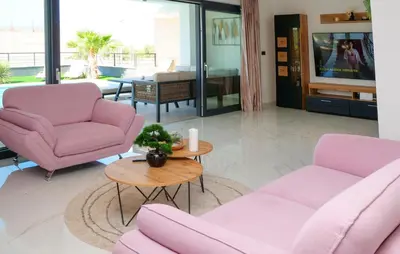 TV i/ili zabavni centar u objektu Amazing Home In Primosten With Sauna