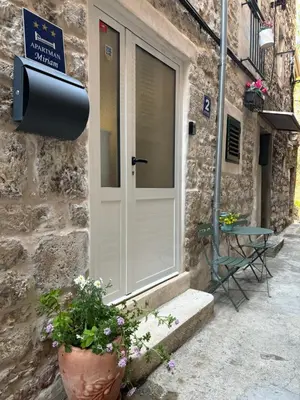 Zgrada u kojoj se nalazi apartman