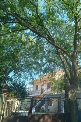 Zgrada u kojoj se nalazi vikendica