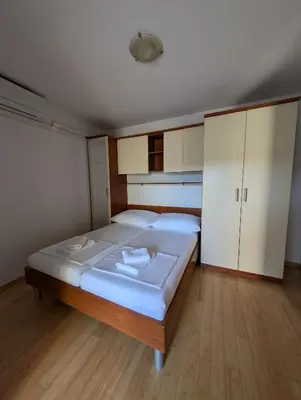 Krevet ili kreveti u jedinici u objektu APARTMAN 1 Istočna Gomilica