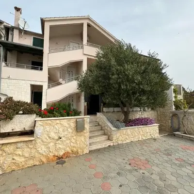 APARTMAN 1 Istočna Gomilica