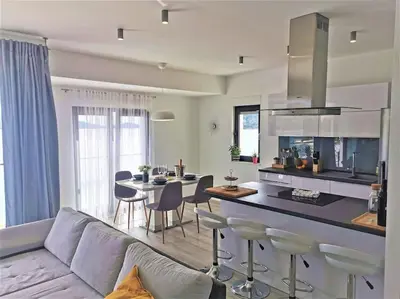 Kuhinja ili čajna kuhinja u objektu P1 Beachfront one bedroom apartment