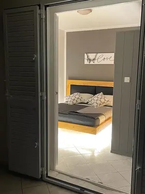 Krevet ili kreveti u jedinici u objektu Apartments Bulovic Bozo 2
