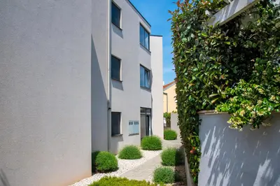 Zgrada u kojoj se nalazi apartman