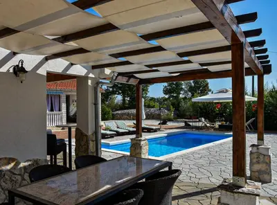 Bazen u objektu Holiday Home Mystic Woods ili u blizini