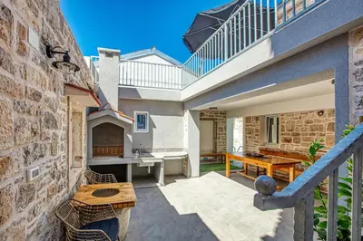 Balkon ili terasa u objektu Family friendly house with a swimming pool Murter - 23203