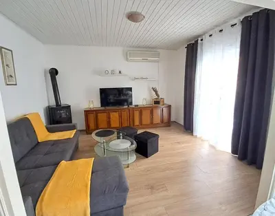 TV i/ili zabavni centar u objektu Apartment Ivante