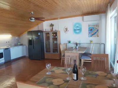Kuhinja ili čajna kuhinja u objektu Villa Lam-Min