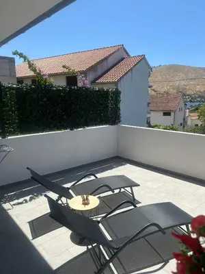 Pogled na planine ili pogled na planine iz apartmana