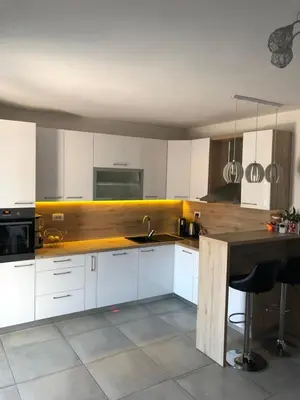 Kuhinja ili čajna kuhinja u objektu Apartment near sea ,,Brale'' - Galešnica