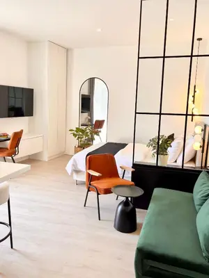 TV i/ili zabavni centar u objektu Central Studio - La Mer