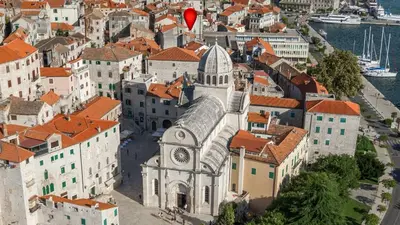 Pogled na grad 'Šibenik' ili pogled na grad iz apartmana
