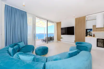 Kuhinja ili čajna kuhinja u objektu Villa Aqua Residence