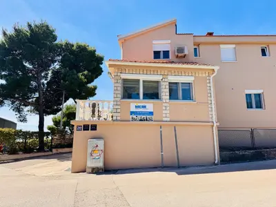 Zgrada u kojoj se nalazi apartman