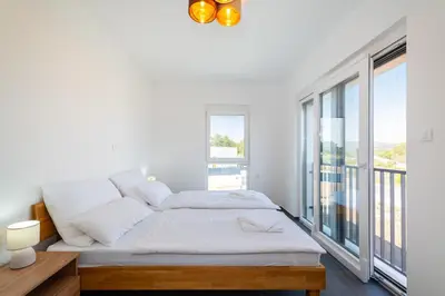 Krevet ili kreveti u jedinici u objektu Villa Sundeck - Holiday Home near Šibenik