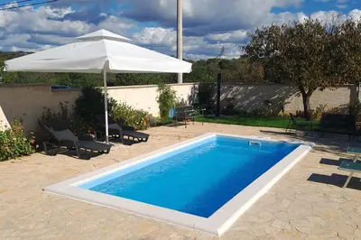 Bazen u objektu Family friendly house with a swimming pool Dazlina, Sibenik - 23303 ili u blizini