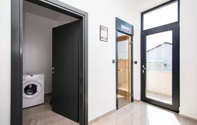 Tlocrt objekta Awesome Apartment In Brodarica With Sauna