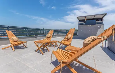 Balkon ili terasa u objektu Awesome Apartment In Brodarica With Sauna