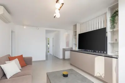 TV i/ili zabavni centar u objektu Villa Porto