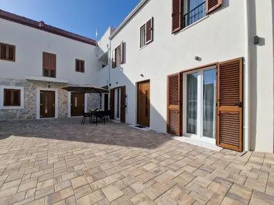 Zgrada u kojoj se nalazi apartman