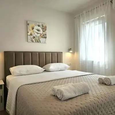 Apartments Miamare 2