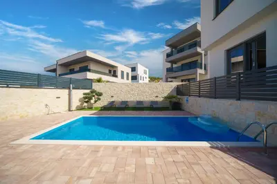 Bazen u objektu Exclusive New House w private pool ili u blizini