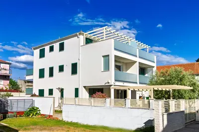 Zgrada u kojoj se nalazi apartman