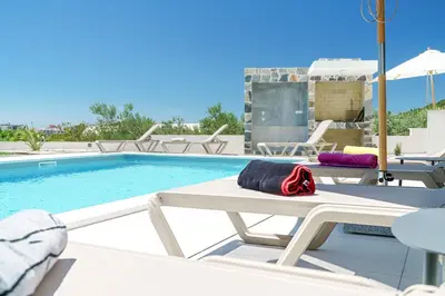 Bazen u objektu Villa Dream Vacation ili u blizini