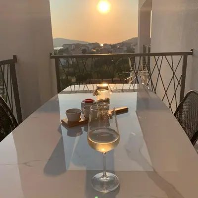 Pogled na planine ili pogled na planine iz apartmana