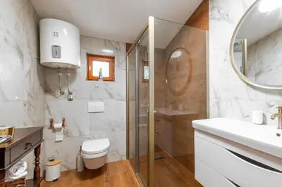 Kupaonica u objektu Villa Kiara