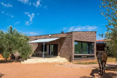 Zgrada u kojoj se nalazi vila
