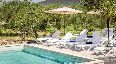 Bazen u objektu Luxury and Cosy Little House Ivinj 3 ili u blizini