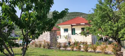 Zgrada u kojoj se nalazi vila