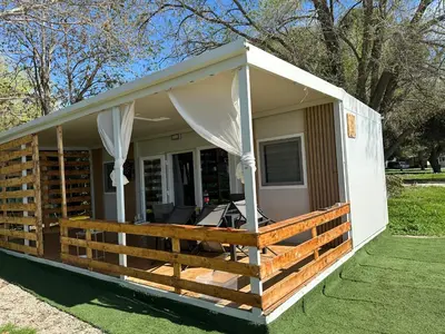 Zgrada u kojoj se nalazi apartman