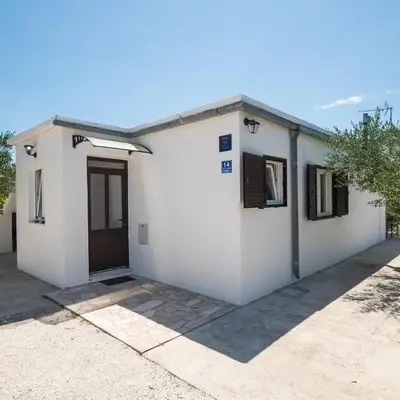 House Mirna