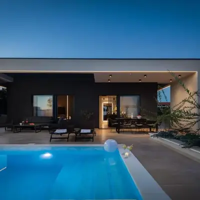 Villa M