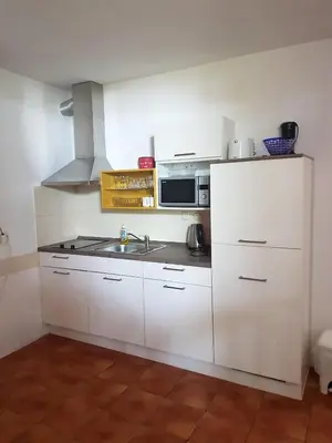 Kuhinja ili čajna kuhinja u objektu Apartments by the sea Rogoznica - 23439